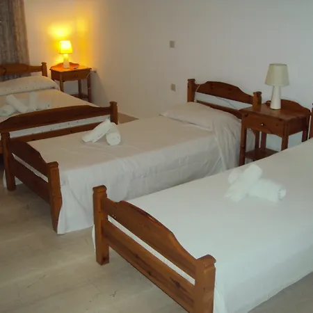 Hotel apartamentowy Bella Sant Perissa (Santorini)